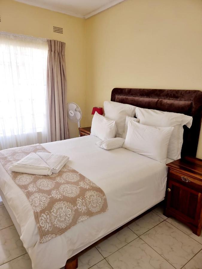 Palm Villa هراري المظهر الخارجي الصورة