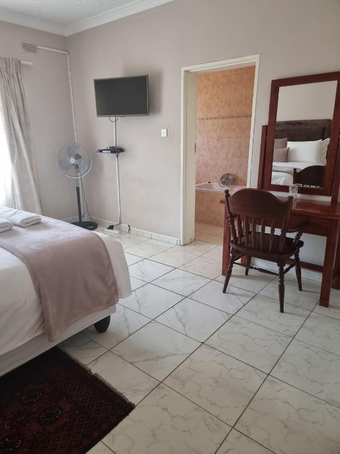 Palm Villa هراري المظهر الخارجي الصورة